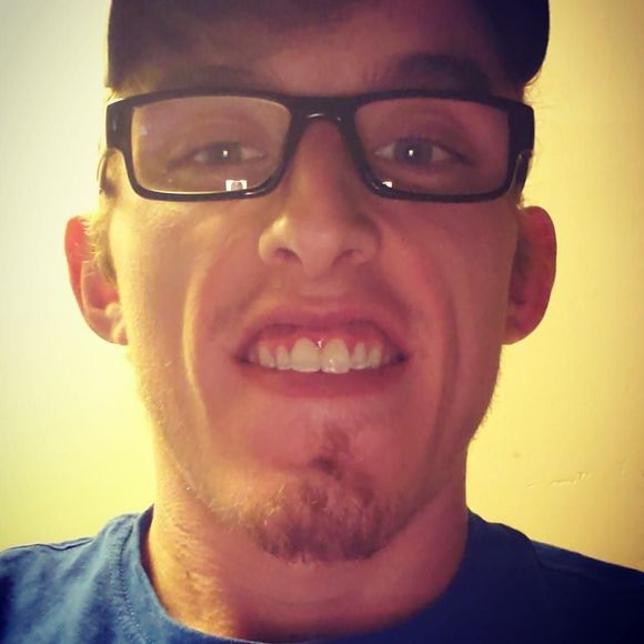 Meet your Posher, Derek - Picture 1 of 1